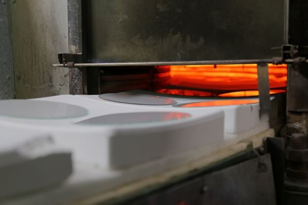 Top rated quartz lamp for glass